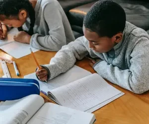 English literacy lessons for beginners on EduQuest